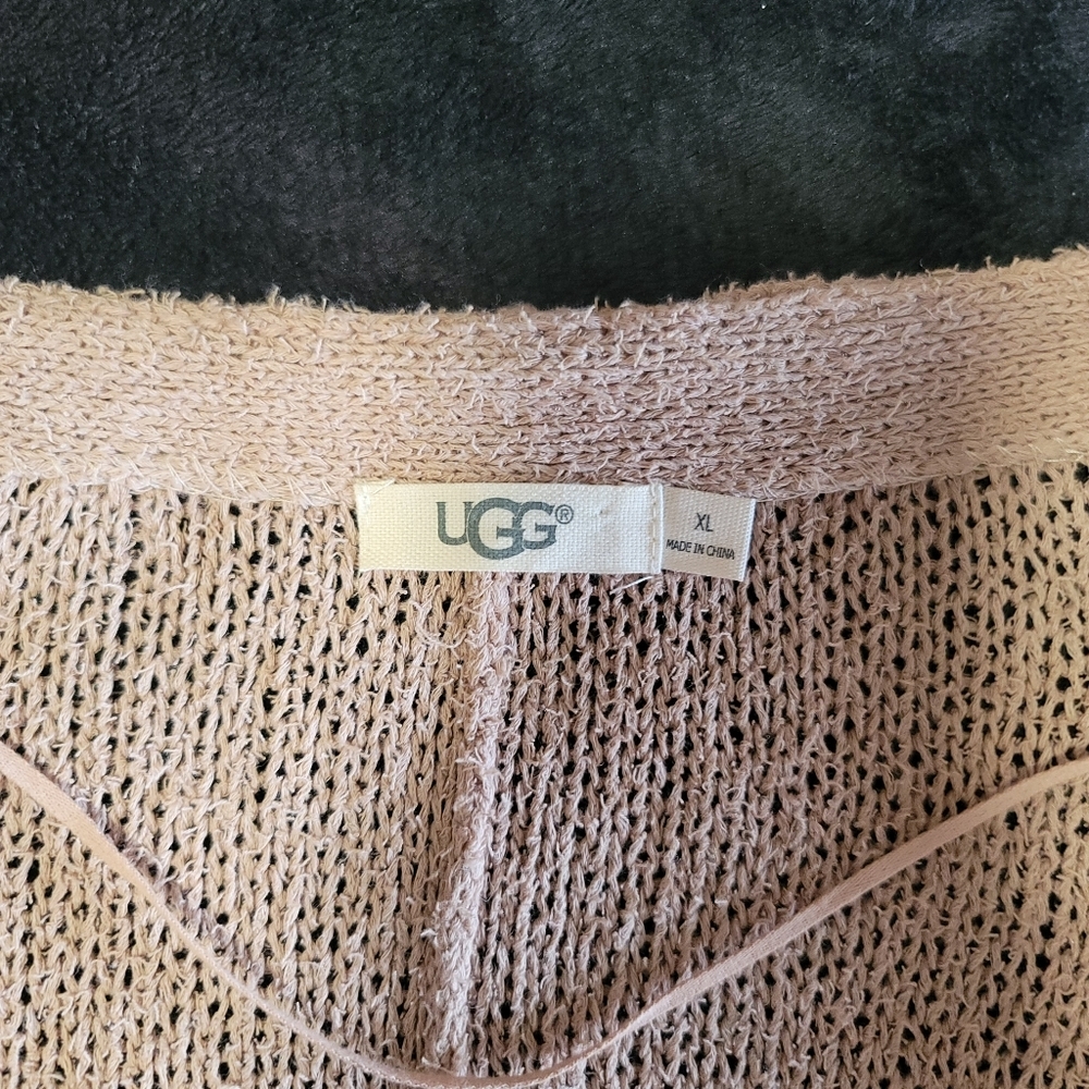 Ugg Kennedy Poncho Cardigan Sweater - Picture 7 of 10
